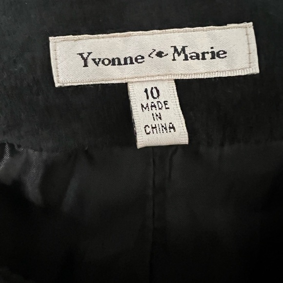 Yvonne Marie - 100% Leather Lace‎ Jacket - Picture 6 of 6